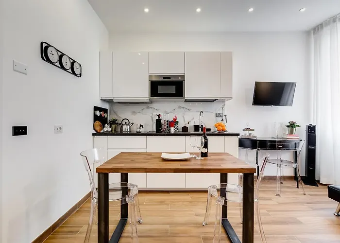 In Relax Lovely Loft In The Center Of Fabrizia Appartement *